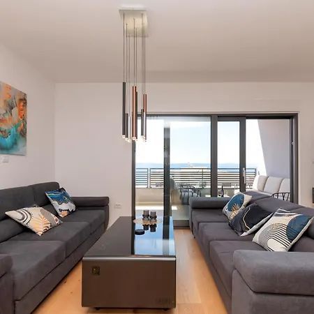 Liamare Μακάρσκα